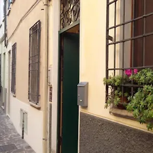 Art Boutique Couette-café