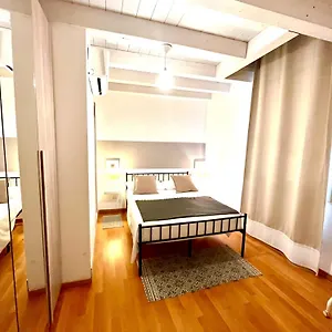 Residenza Serena -centro Storico Couette-café